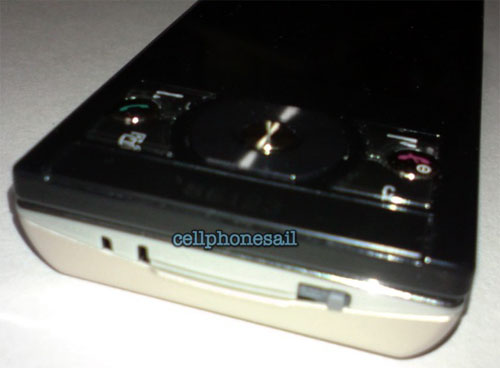 Sony Ericsson G705 (Kumiko)