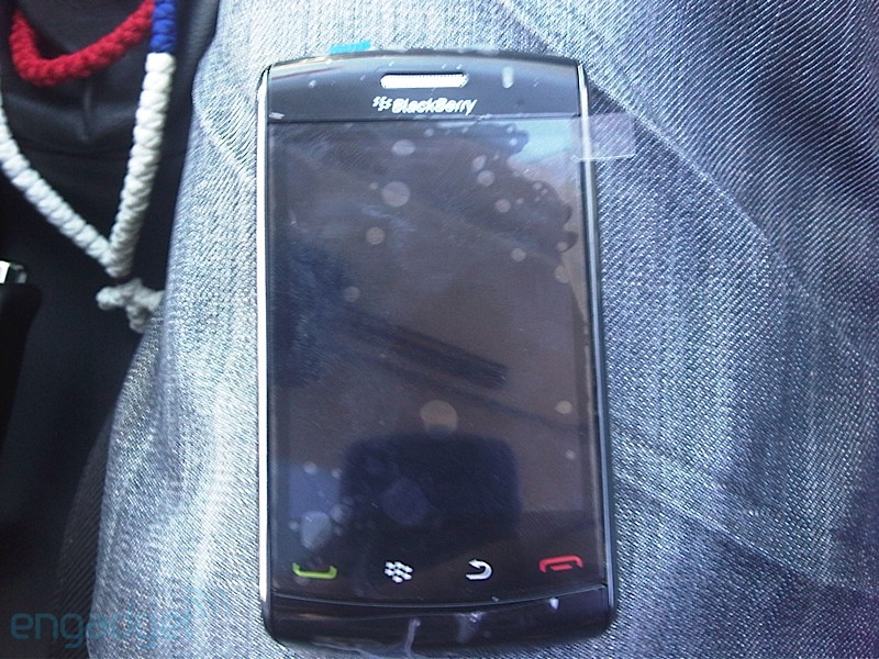 BlackBerry 9550